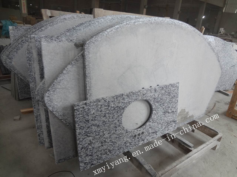 Spray White/Wave White Granite Countertops for Kitchen & Bathroom (YY-VSWC)