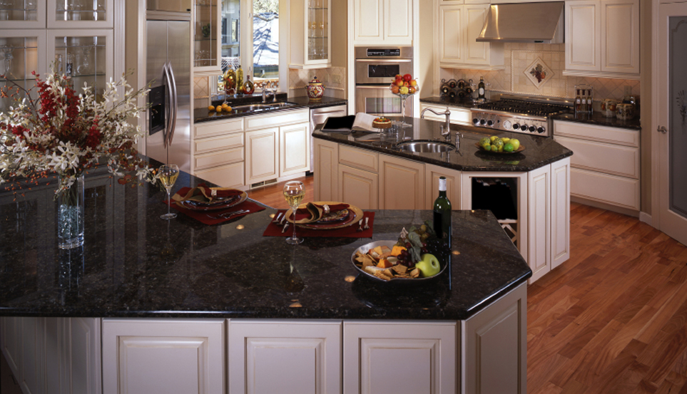 Polished-Black-Granite-Countertops Polished-Black-Granite-Countertops