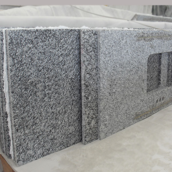  Sea Wave Spray White Granite Kitchen Countertop (YQZ-GC1015)